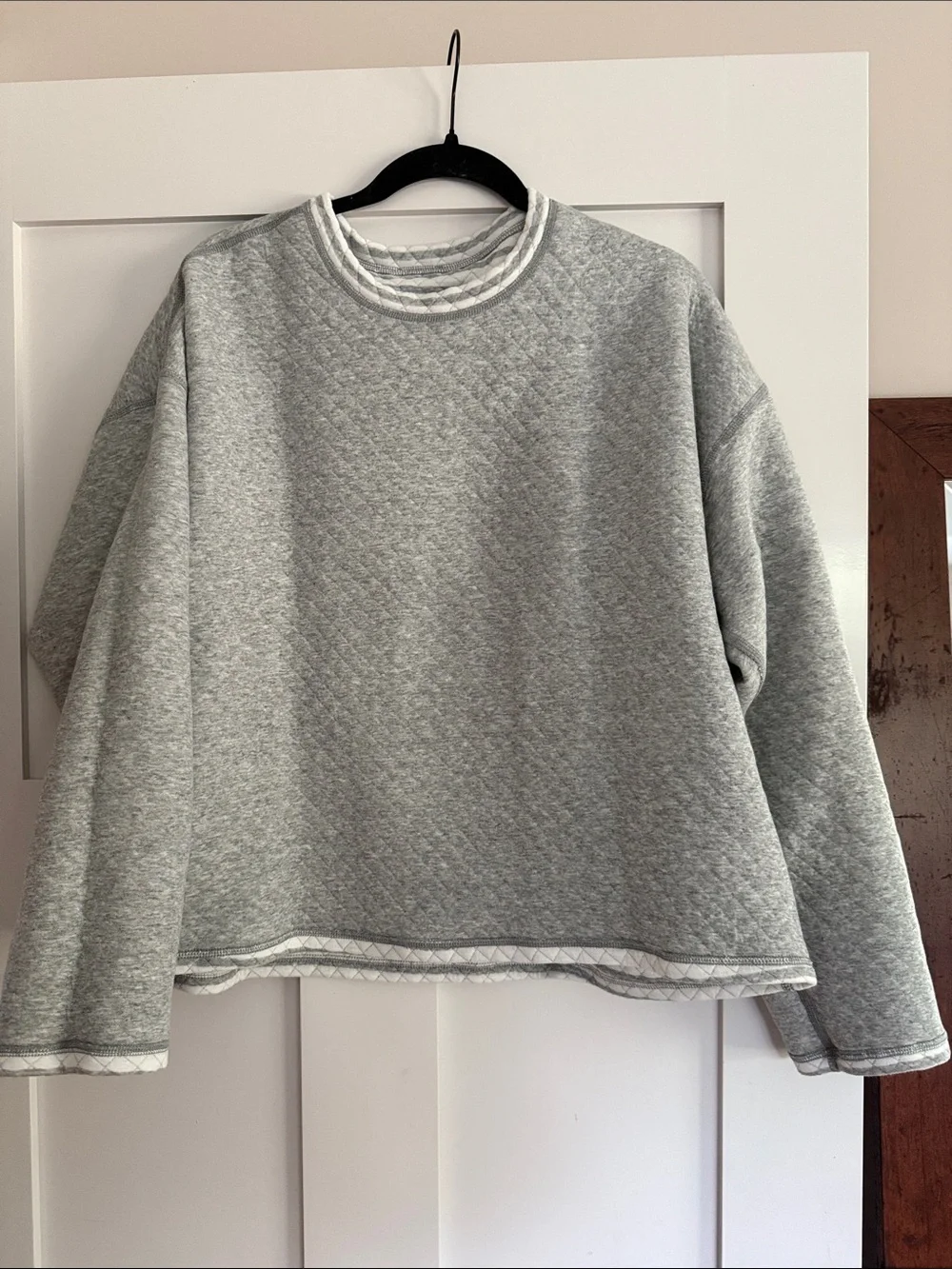 J.Crew NWOT Reversible Cozy Gray Quilted Crewneck Pullover - Women’s Size XL